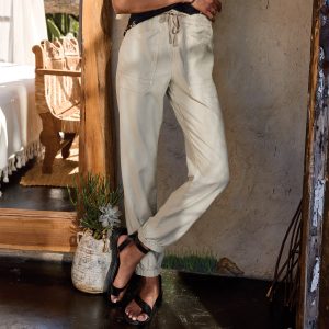 Nyla Joggers. Petite